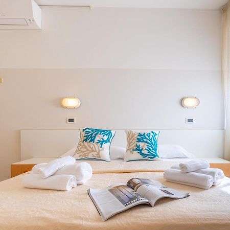 Hotel Selene Riccione Eksteriør bilde