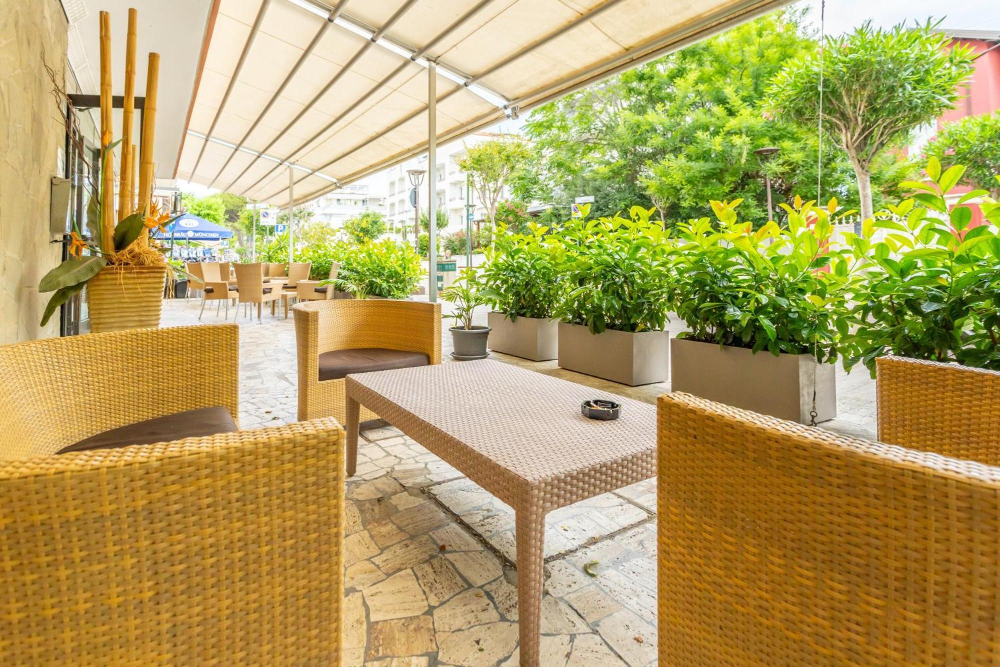 Hotel Selene Riccione Eksteriør bilde